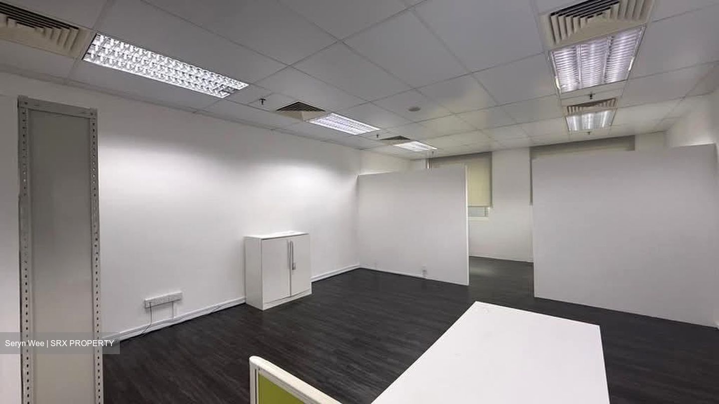 Burlington Square (D7), Office #575778121
